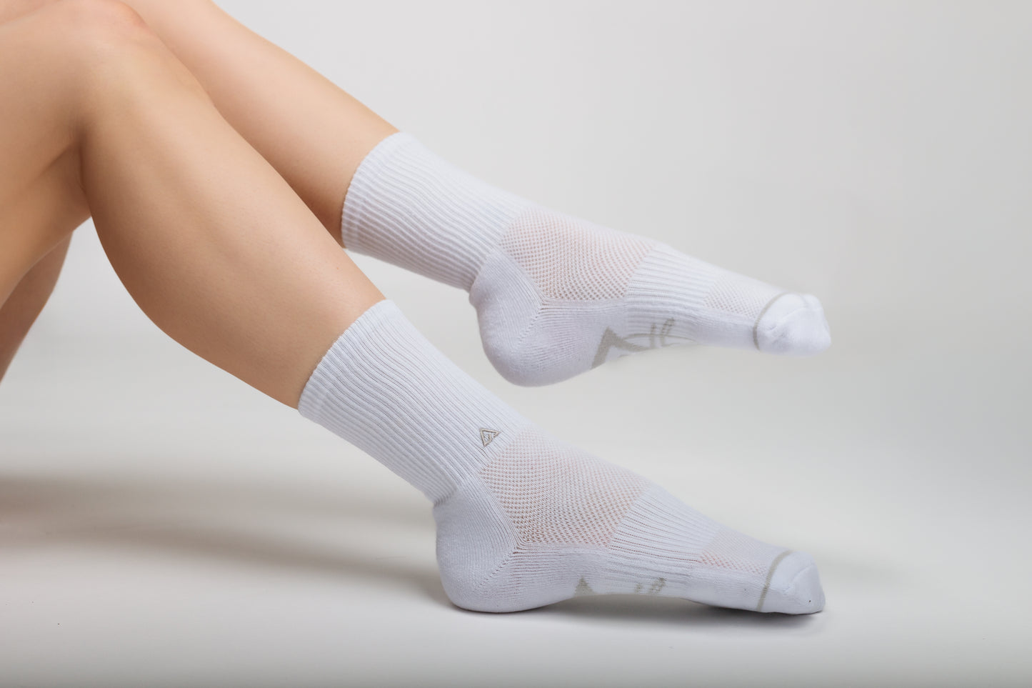 Athena Crew Socks: White